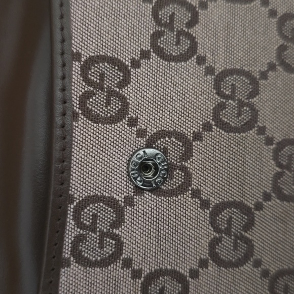 GUCCI wallet - Picture 10 of 15